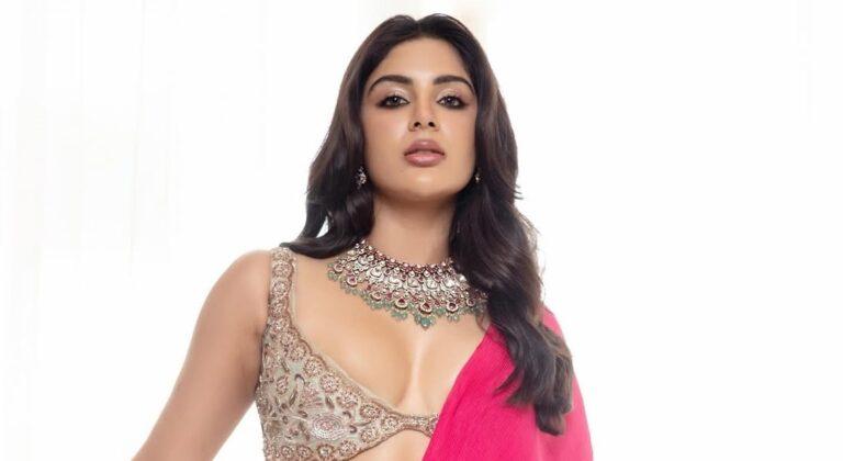 Samyuktha Menon Age, Height, Biography, Photos, Wealth